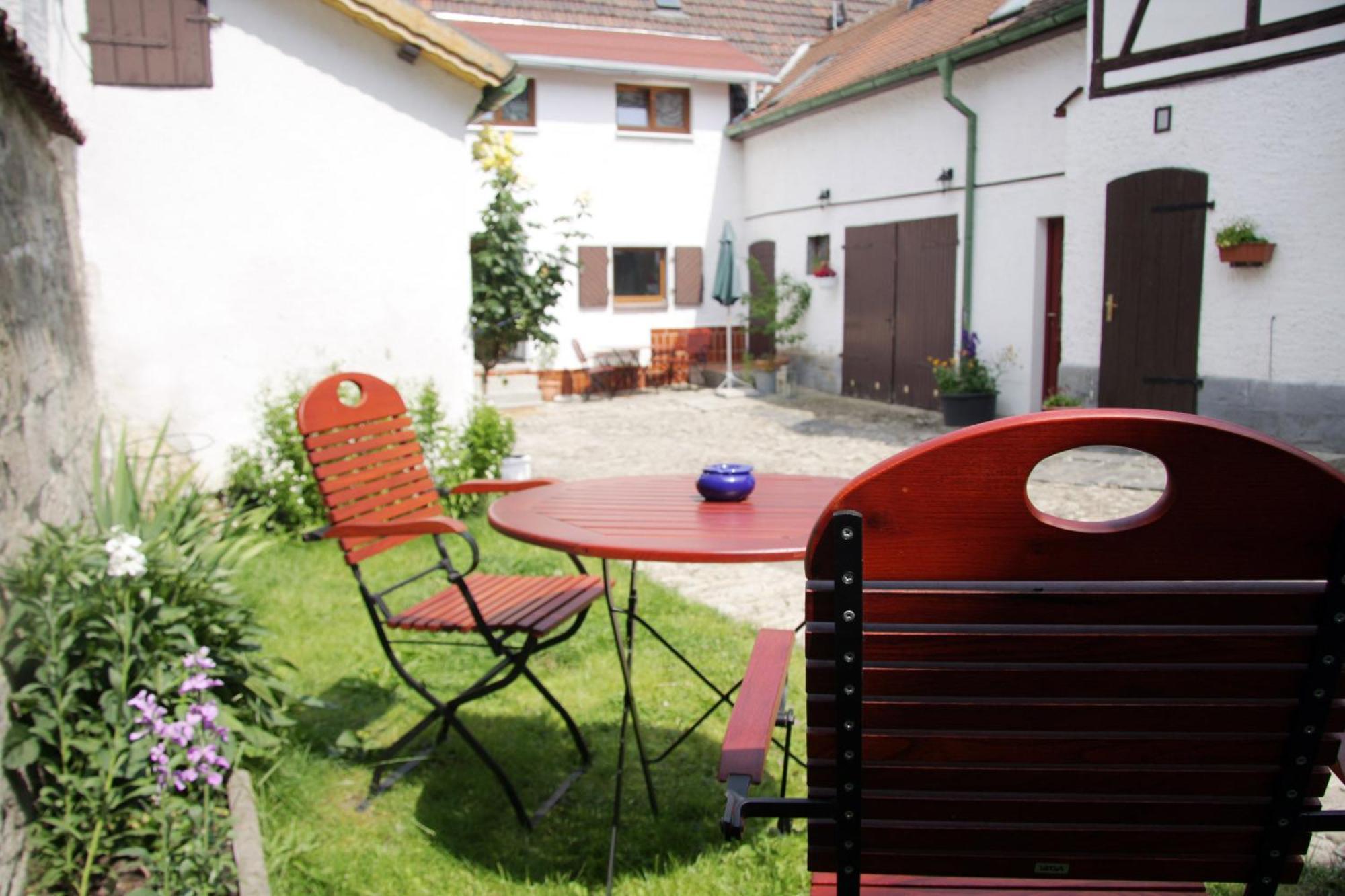 3 Seiten Ferienwohnung Йена Екстериор снимка